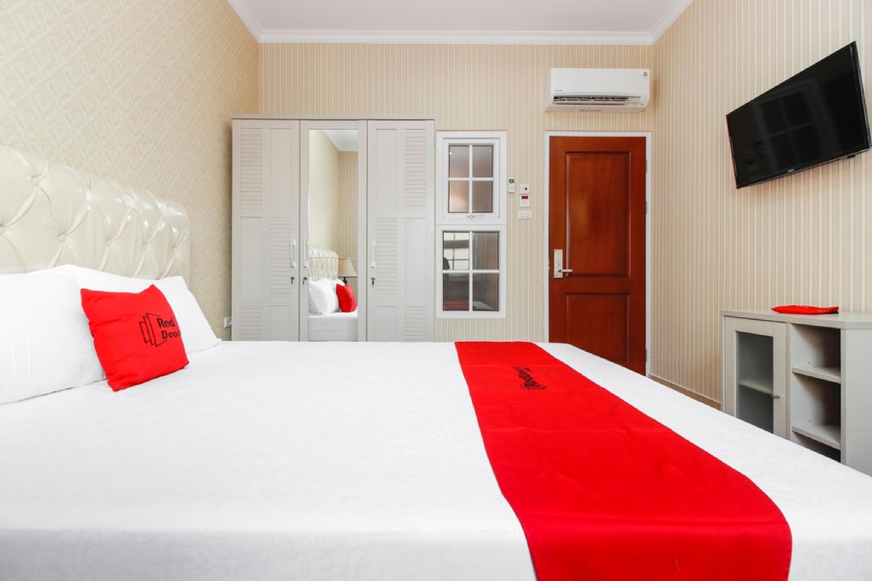 Reddoorz Plus @ Kwitang 2 Jakarta Exterior foto