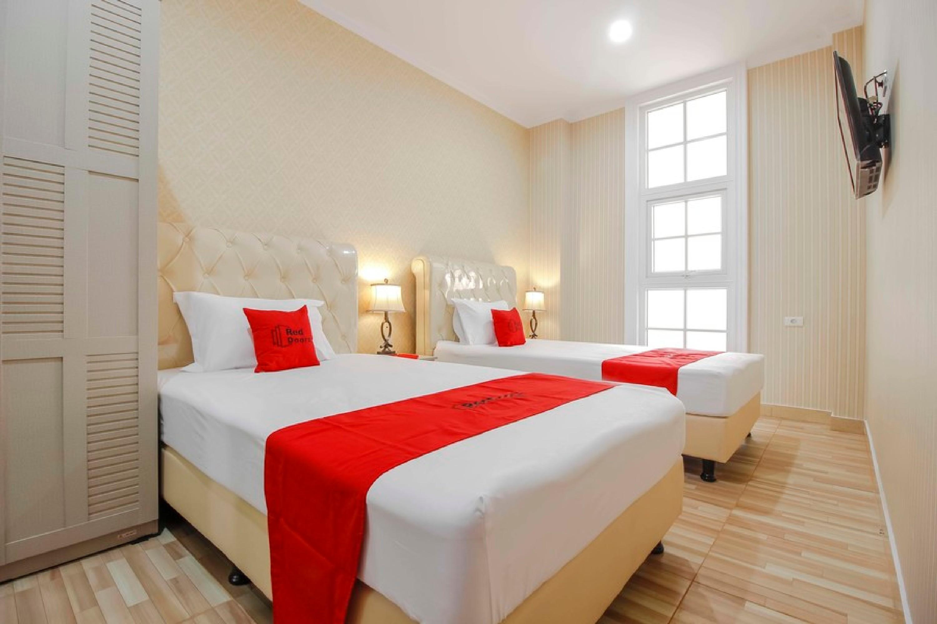 Reddoorz Plus @ Kwitang 2 Jakarta Exterior foto